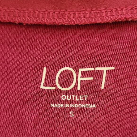 LOFT Red Sleeveless Tank Top V-Neck Blouse Size S - Picture 10 of 14